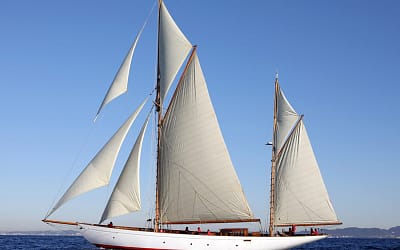 News — CYNARA Wins “Classic Boat Awards 2021”
